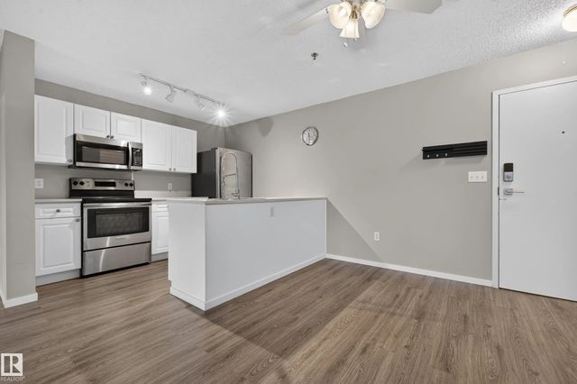 23 10331 106 Street Nw, Edmonton