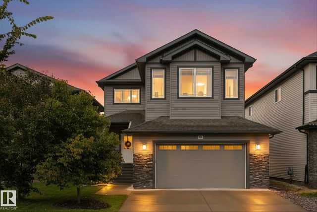 182 Woodhill Lane, Fort Saskatchewan