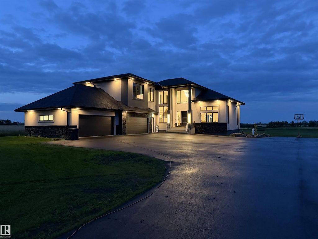55017 Rge Road 254, Rural Sturgeon County
