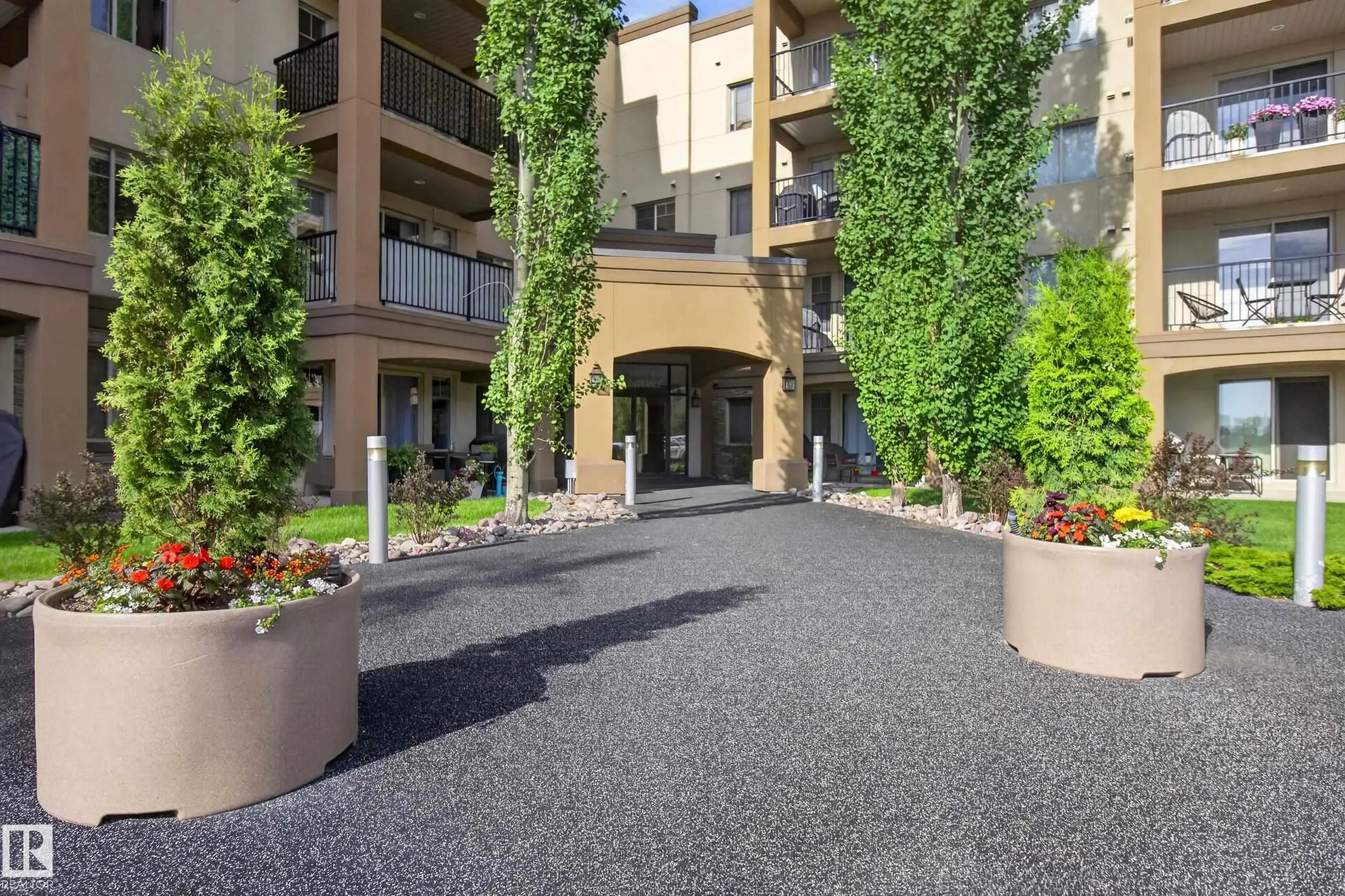 Sherwood Park Condo / Townhouse Home for Sale 