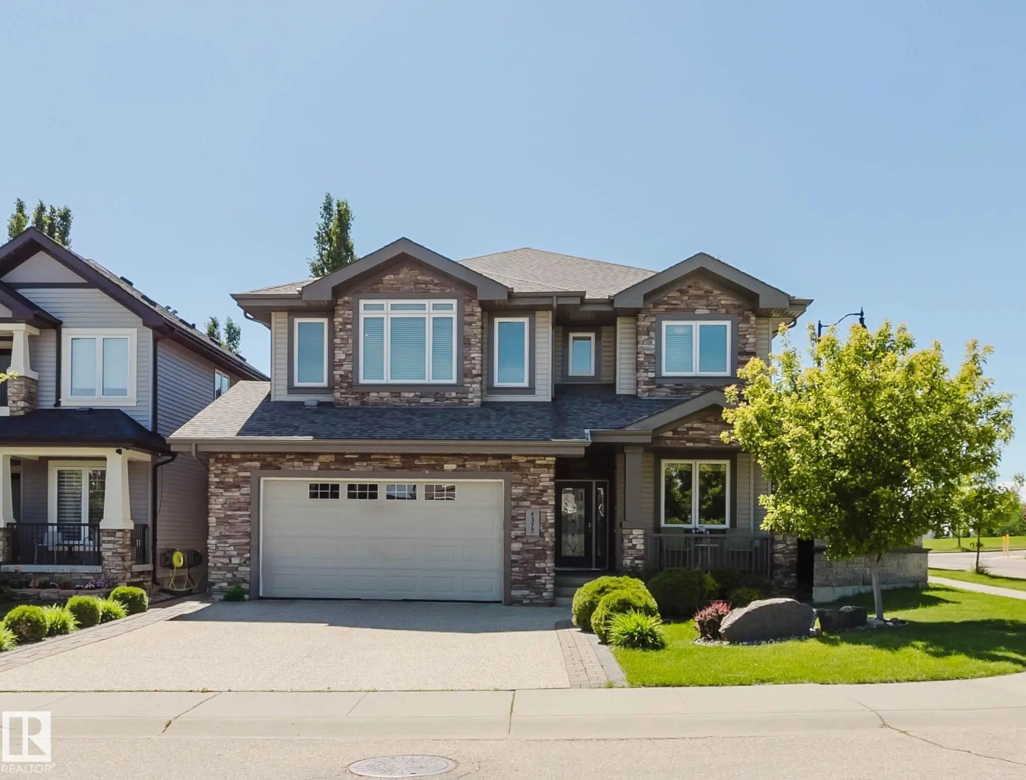 Edmonton Home for Sale: Single Family Listing in Magrath Heights