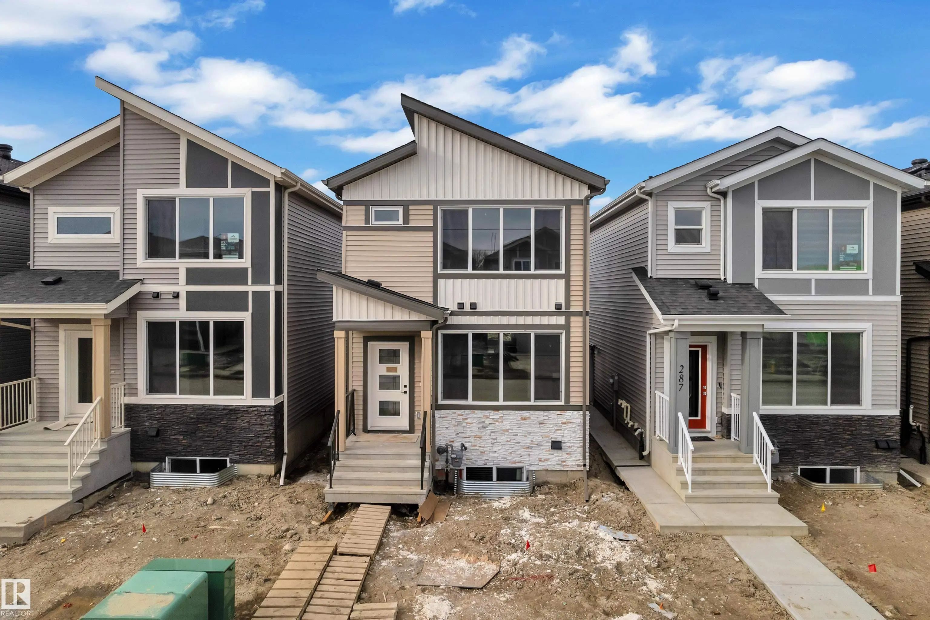Photo for MLS®# E4507112 - home for sale at 285 Munn Way, Meadowview Park_LEDU, Leduc AB