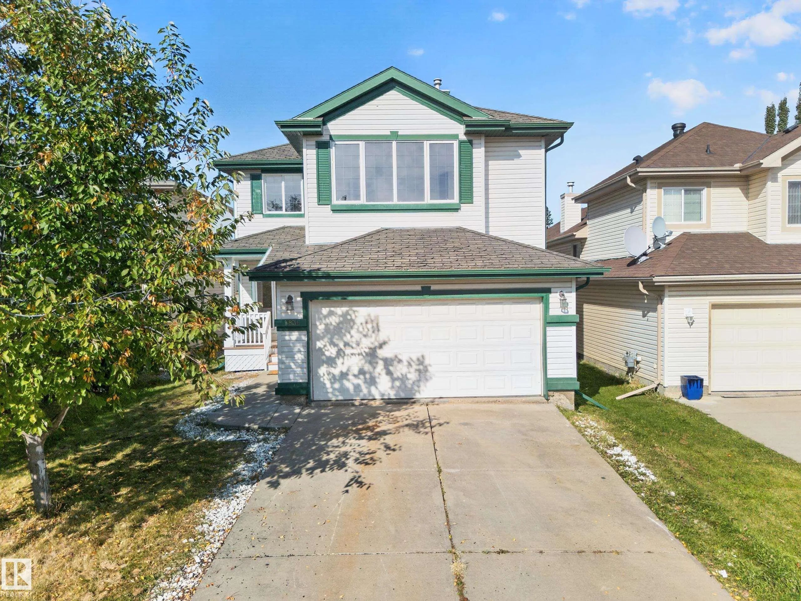 Home for Sale Located at 7836 7 Ave Sw Southwest, Edmonton, AB