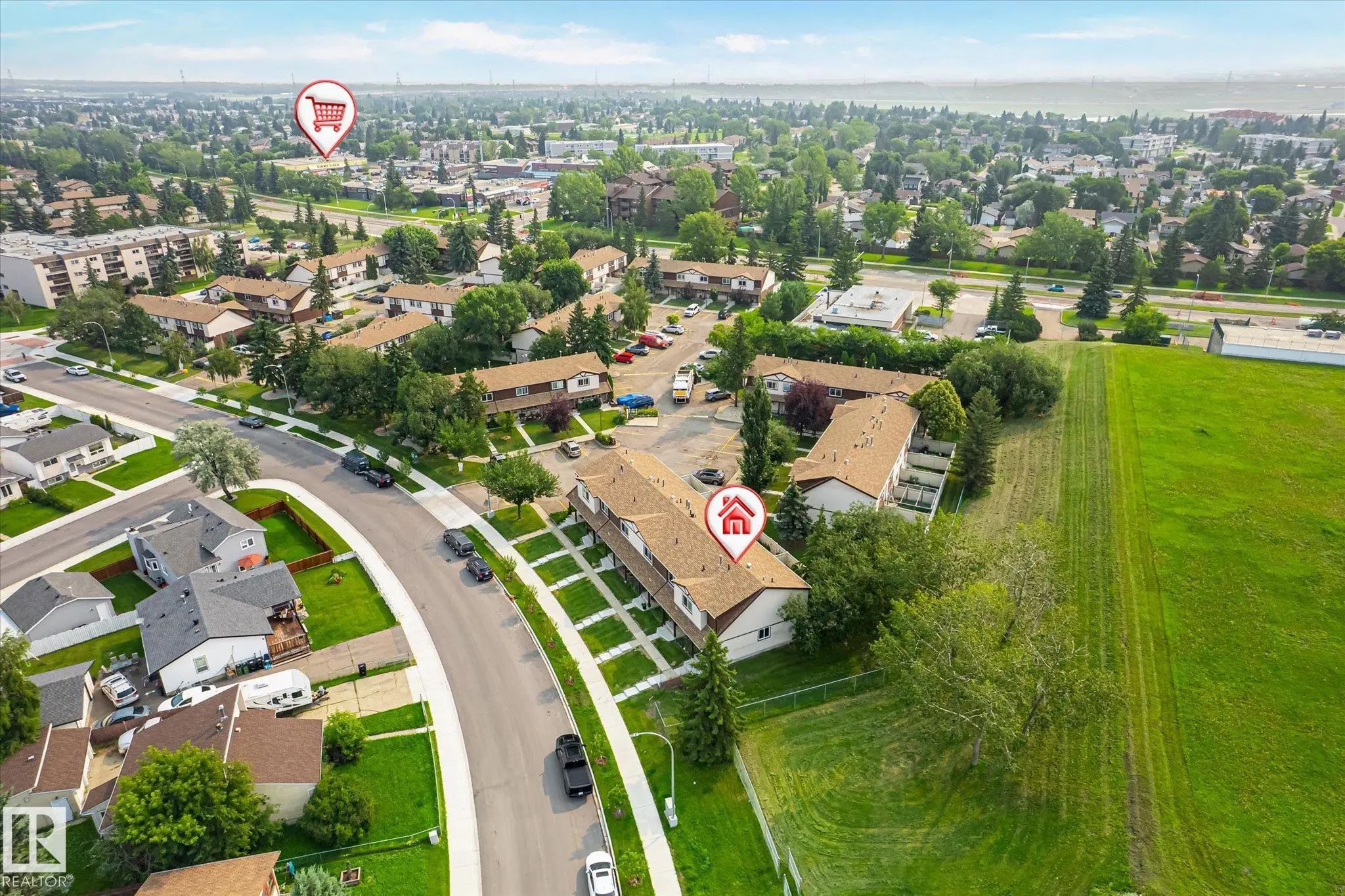 Condo / Townhouse Property for Sale at 2 13833 30 Street Northwest, Edmonton: MLS®# E4504806