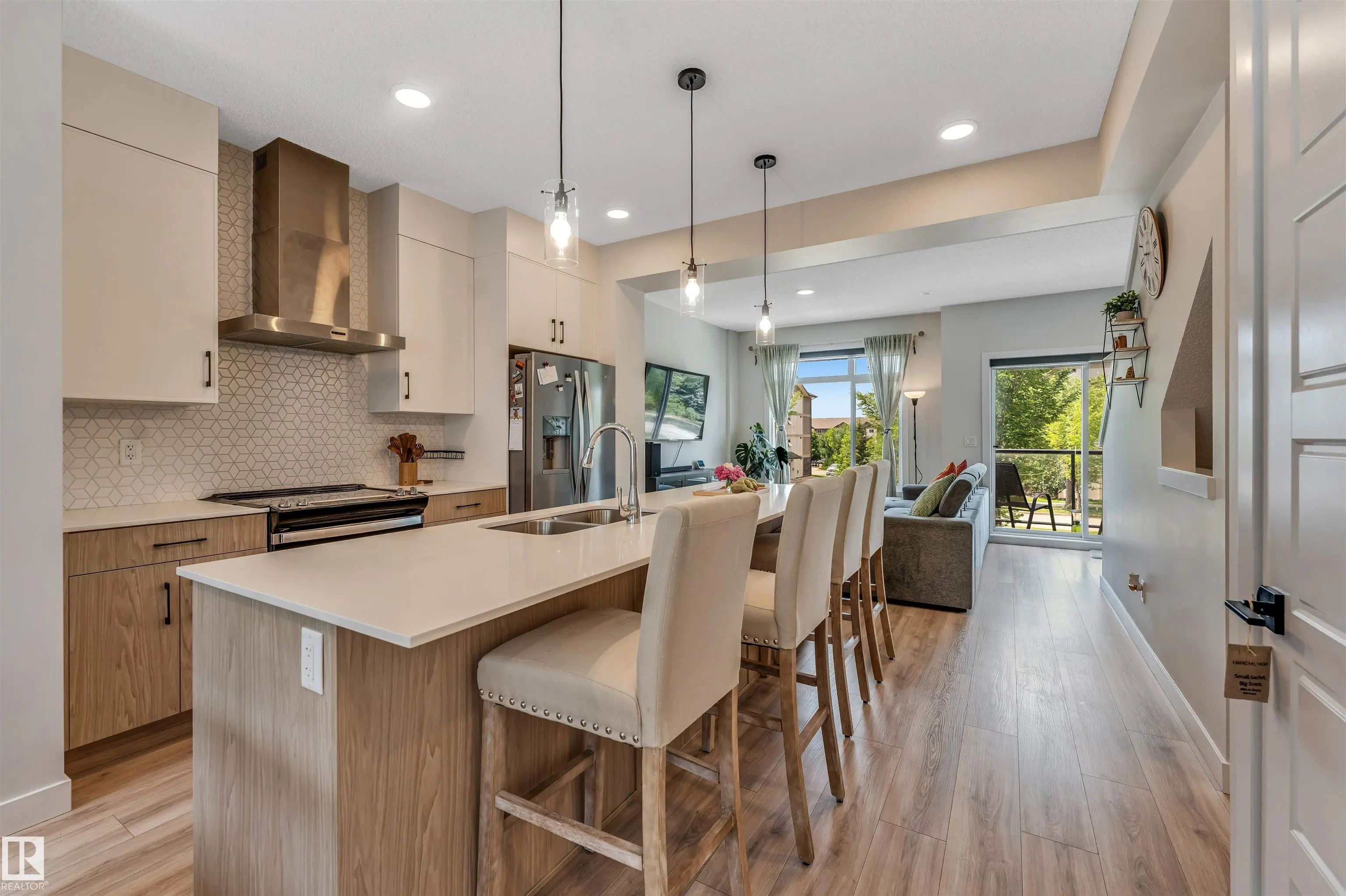 182 804 Welsh Drive, Edmonton