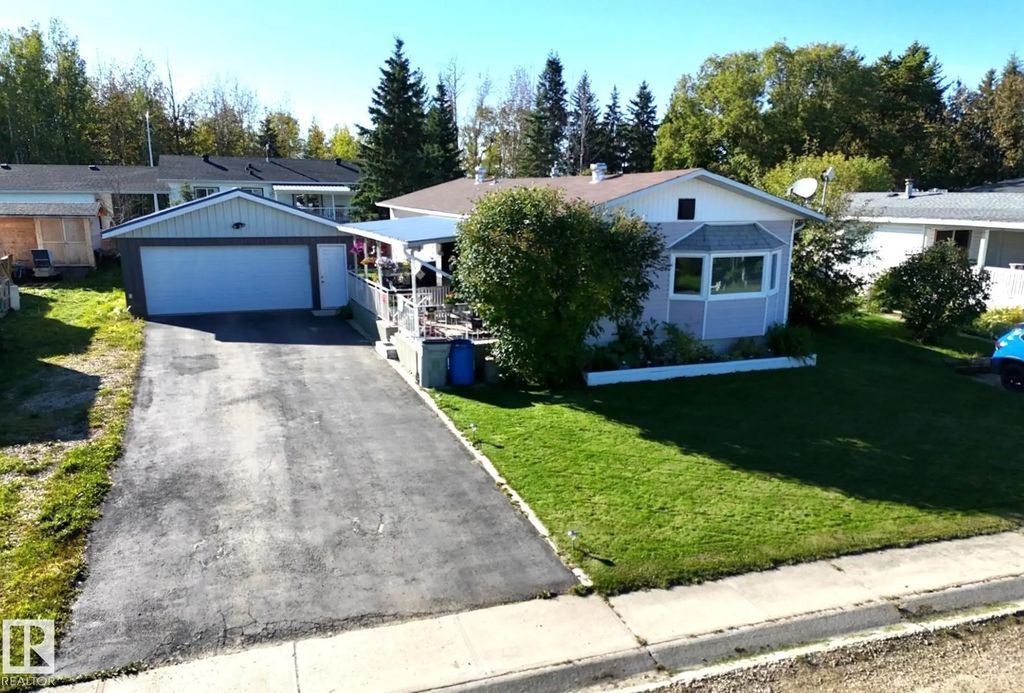 5324 46b Street, Evansburg