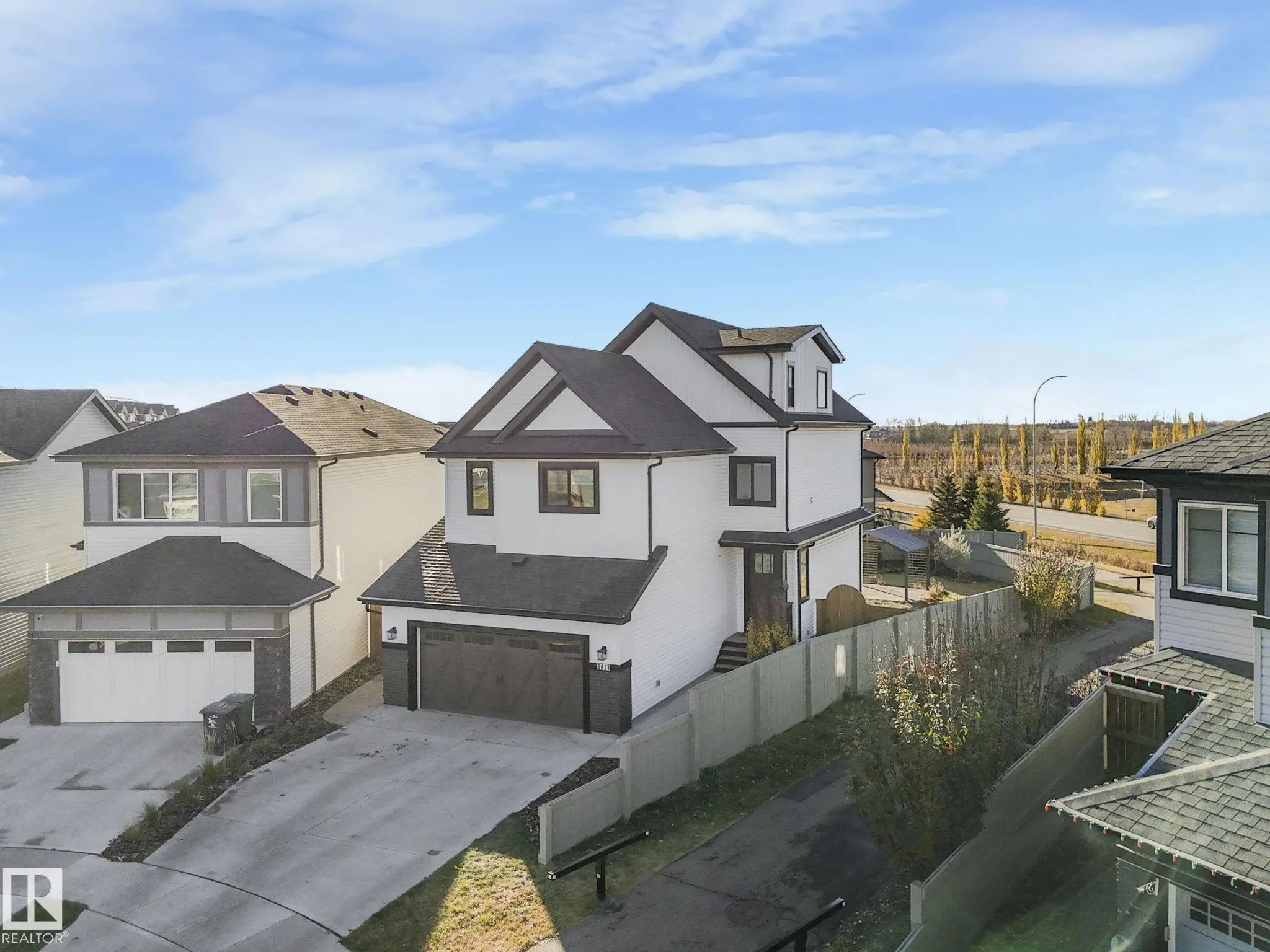 Photo for MLS®# E4500414 - home for sale at 6613 62 Avenue, Dansereau Meadows, Beaumont AB