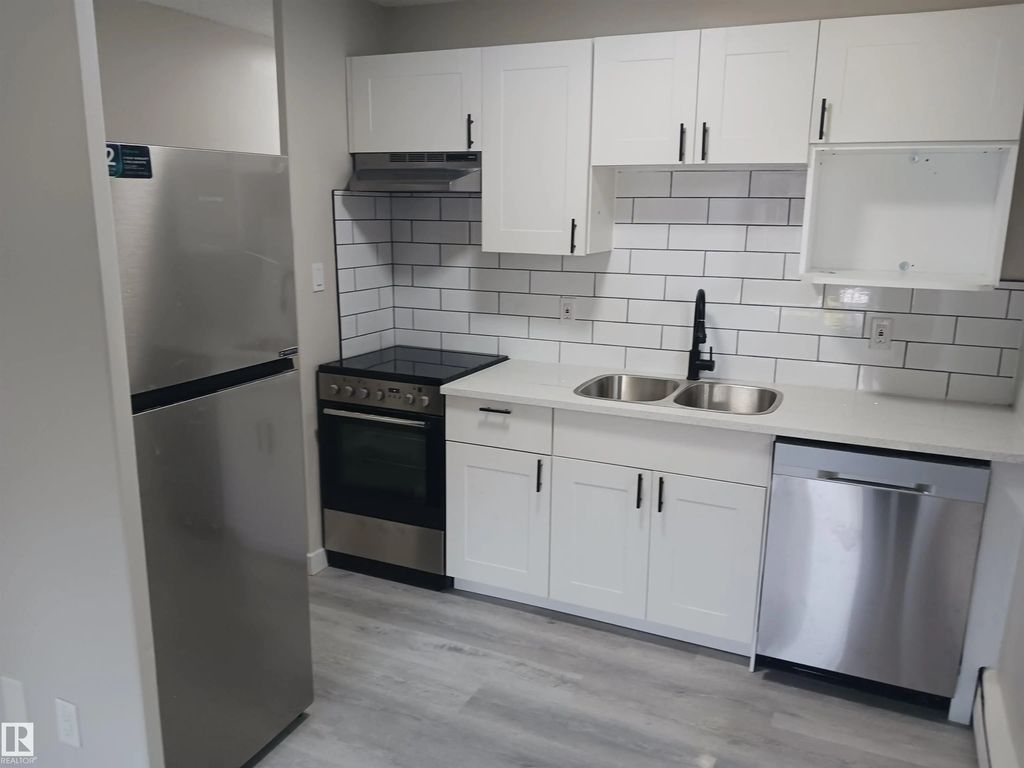 2 10045 154 Street, Edmonton