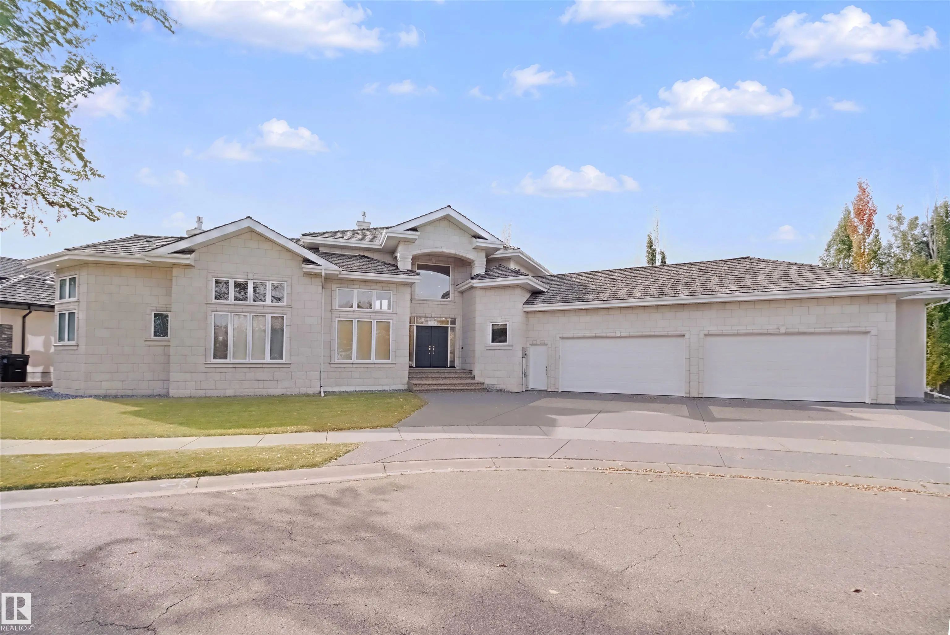 Home for Sale Located at 5014 Donsdale Drive Northwest, Edmonton, AB