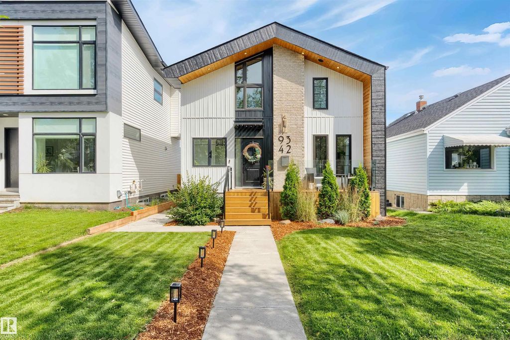 9342 74 Avenue, Edmonton