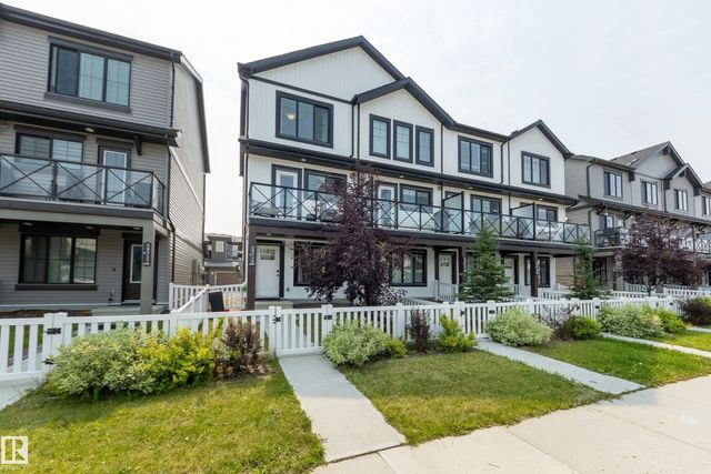 19719 28 Avenue Nw, Edmonton