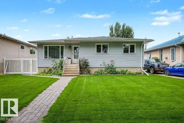 12112 38 Street Nw, Edmonton