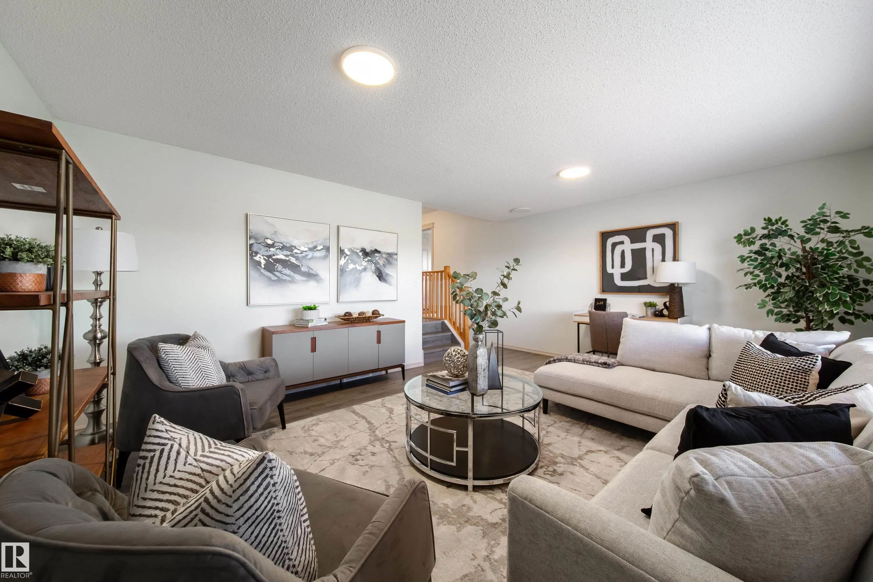 Single Family Home for Sale in Edmonton, AB