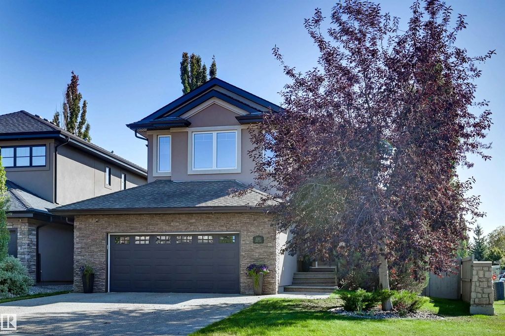 2203 Warry Loop, Edmonton