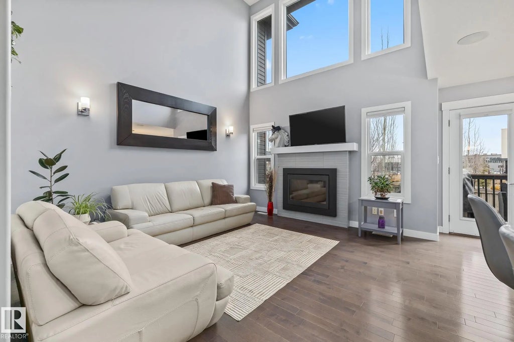 17504 13 Avenue, Edmonton