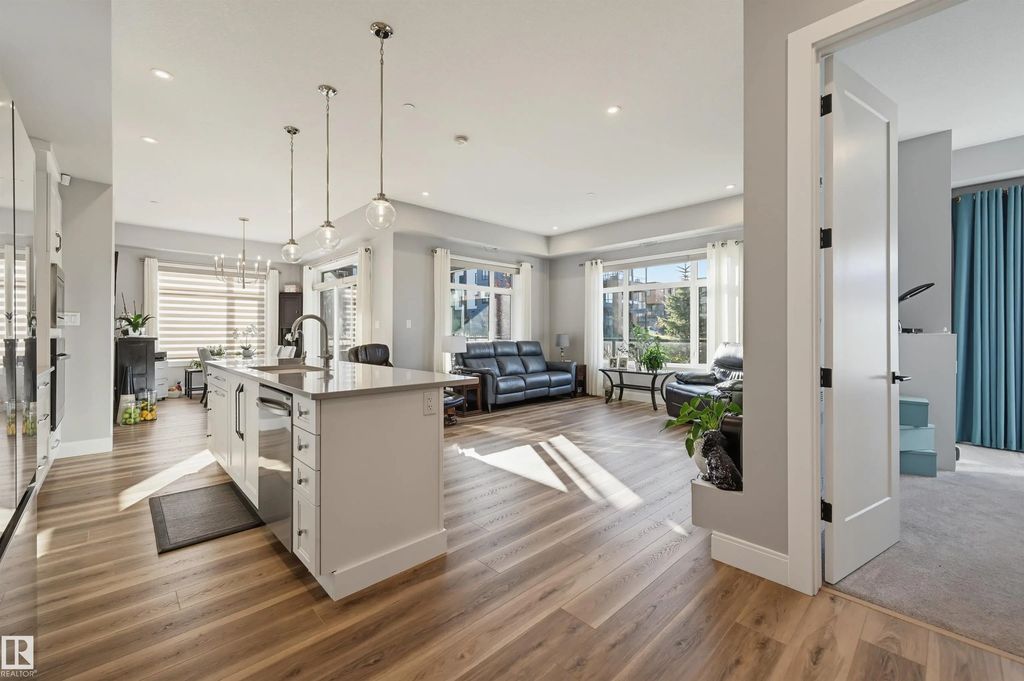 122 7463 May Common Nw, Edmonton Property Listing: MLS® #E4514754
