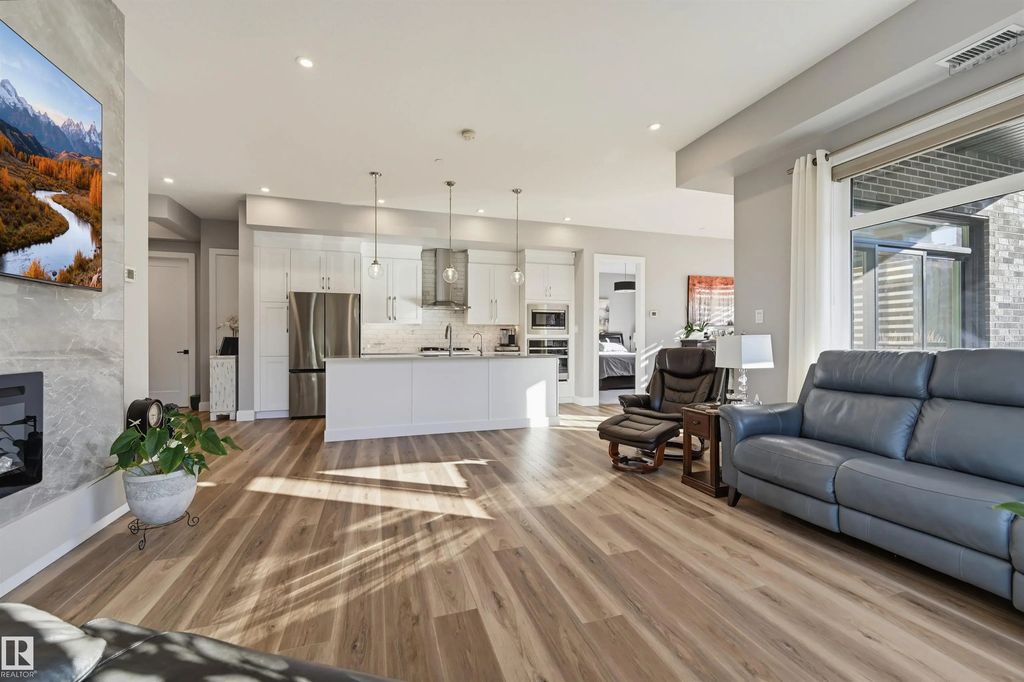 122 7463 May Common Nw, Edmonton Property Listing: MLS® #E4514754