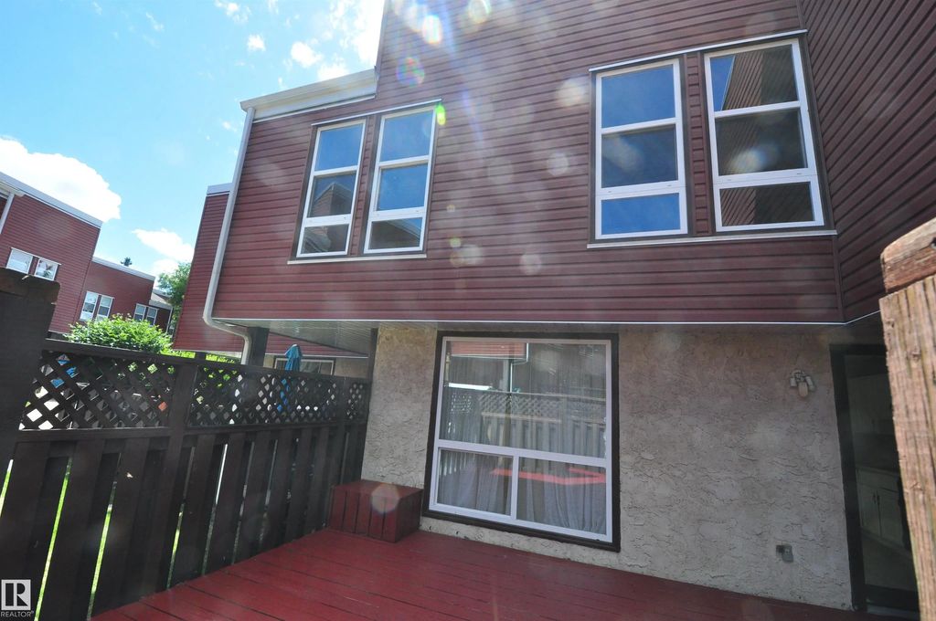 617 Millbourne Road, Edmonton