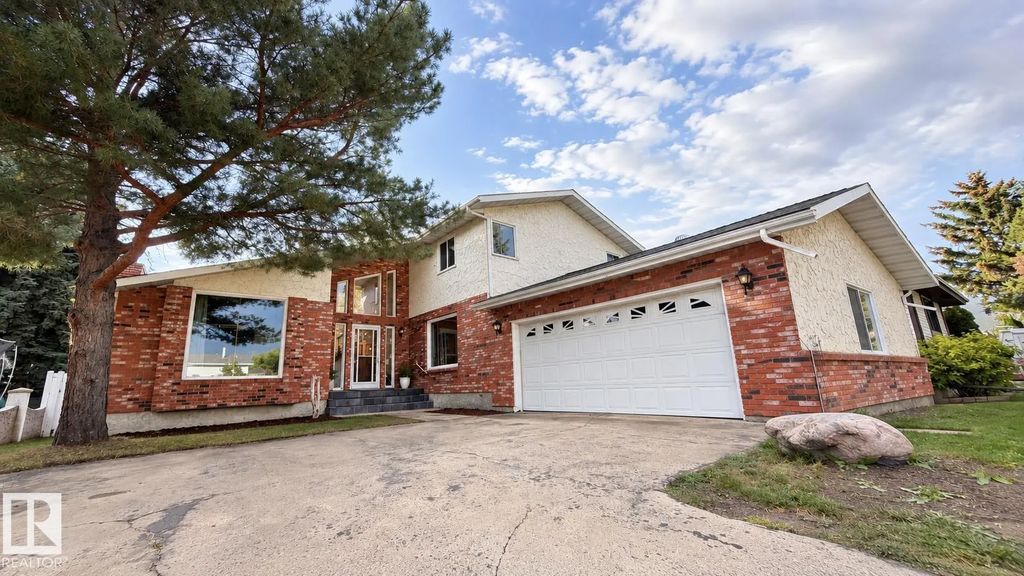 4114 48a Street, Vegreville