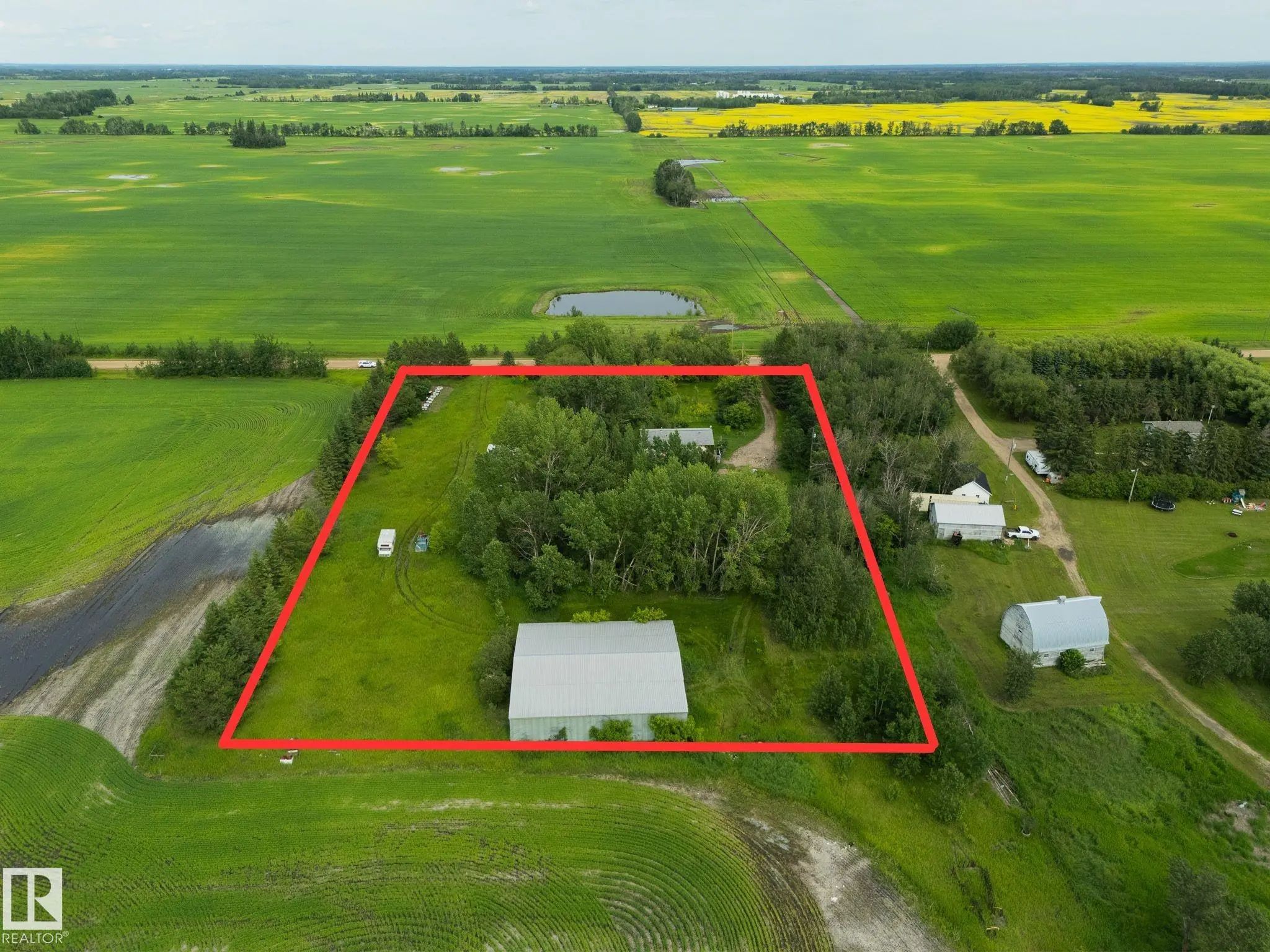 Photo for MLS®# E4506784 - home for sale at 57518 Rge Road 213, None, Rural Sturgeon County AB