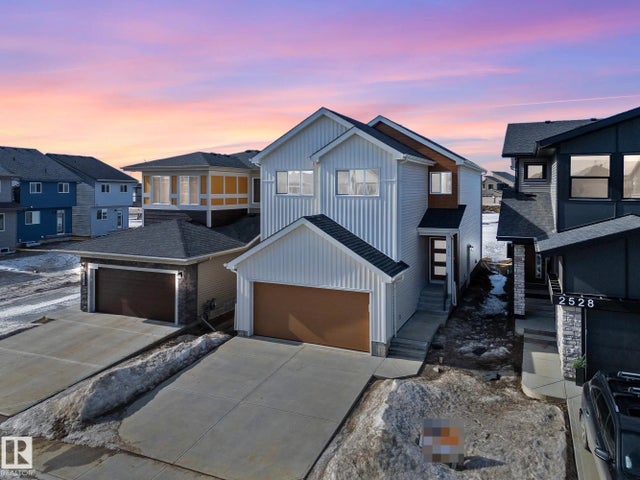 2524 211 Street Nw, Edmonton