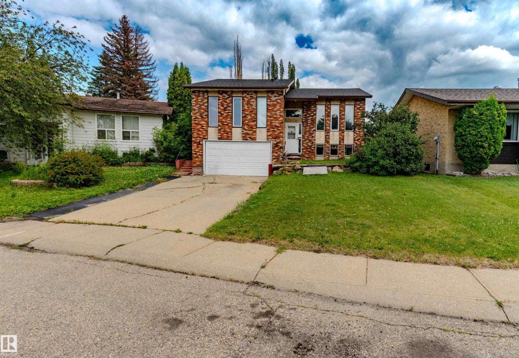 1353 39 Street, Edmonton