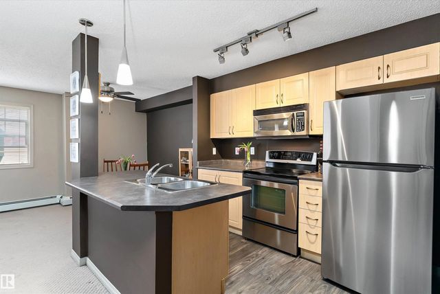 111 11445 Ellerslie Rd Sw, Edmonton