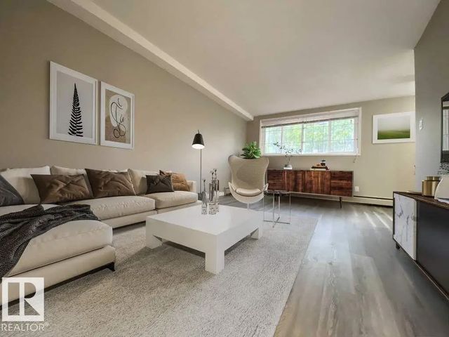107 Village Acres Nw, Edmonton