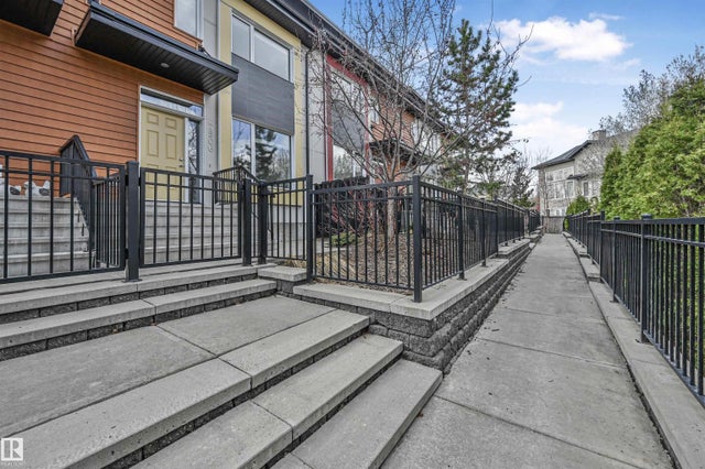 7506 May Common Nw, Edmonton