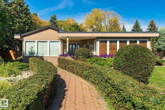 Single Family Property for Sale at 13862 Ravine Drive Northwest, Edmonton: MLS®# E4511090