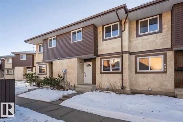 950 Lakewood Road Nw, Edmonton