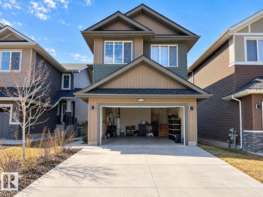 1565 Esaiw Place, Edmonton
