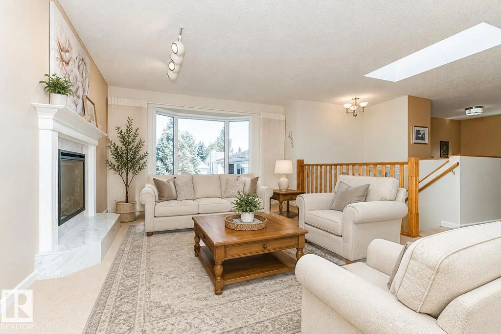 10439 14 Avenue Nw, Edmonton