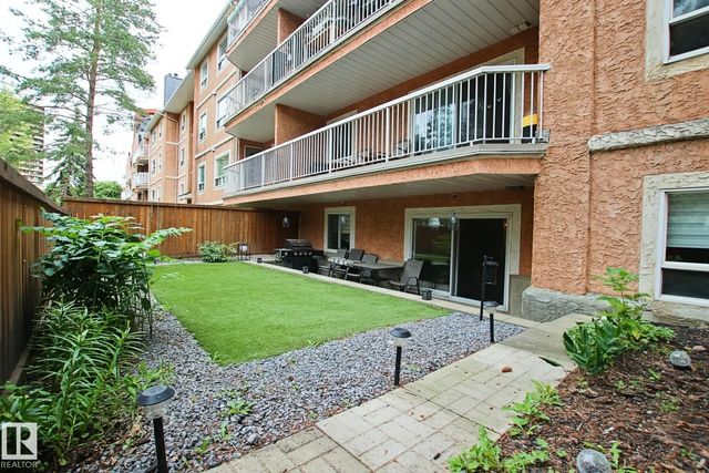 109 9010 106 Avenue Nw, Edmonton