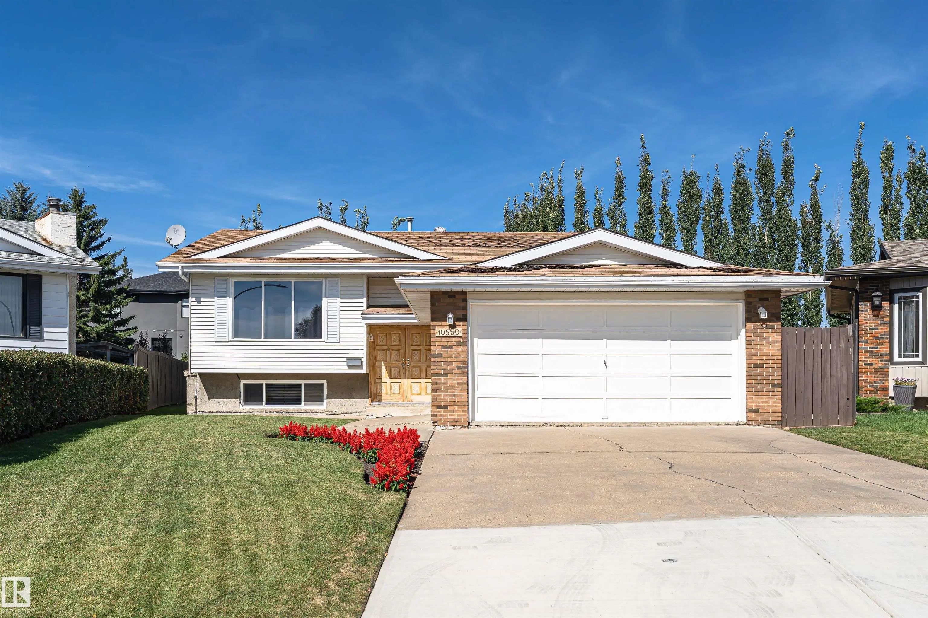 Photo for MLS®# E4507016 - home for sale at 10530 173a Avenue Northwest, Baturyn, Edmonton AB