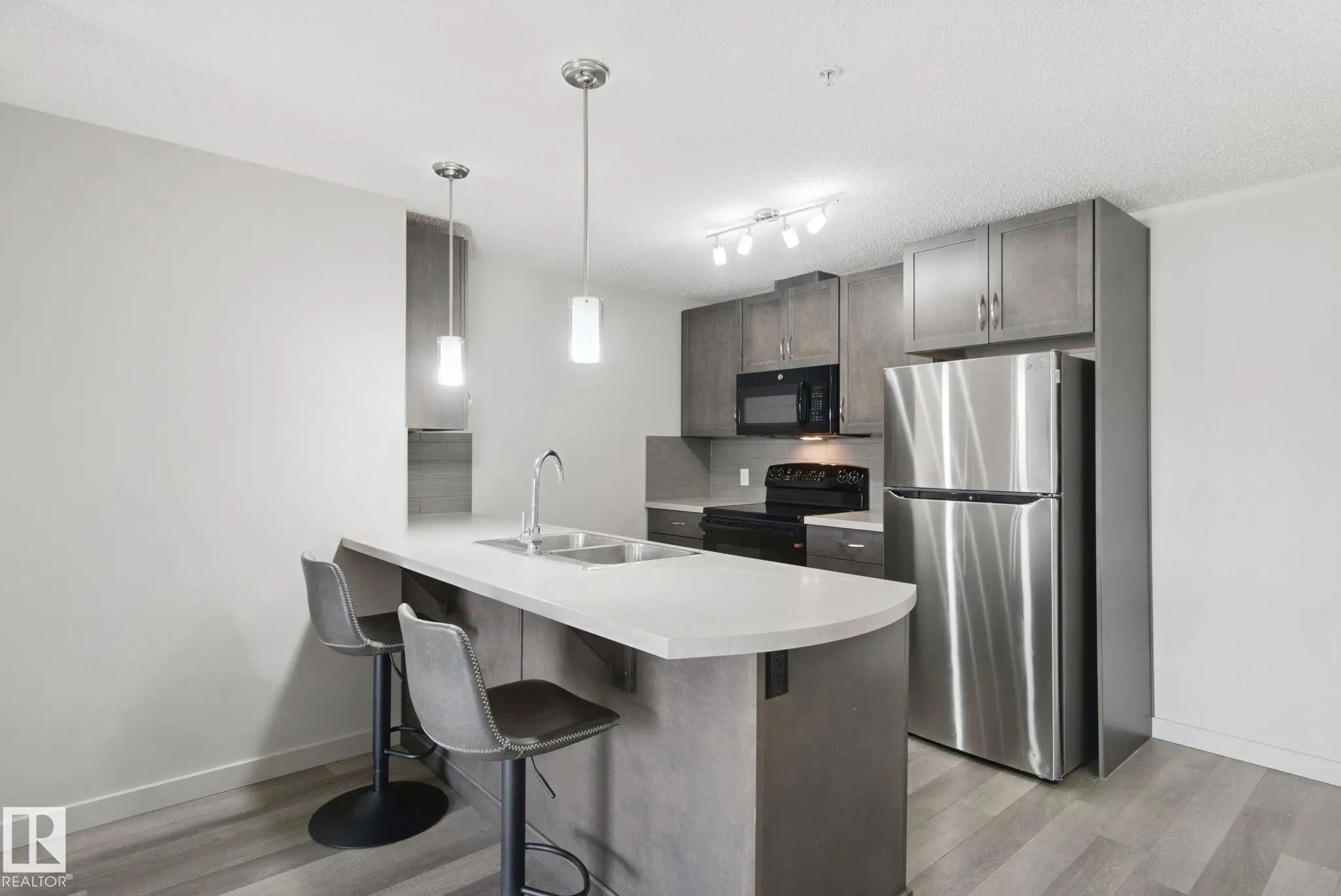 Home for Sale Located at 351 7805 71 Street Northwest, Edmonton, AB