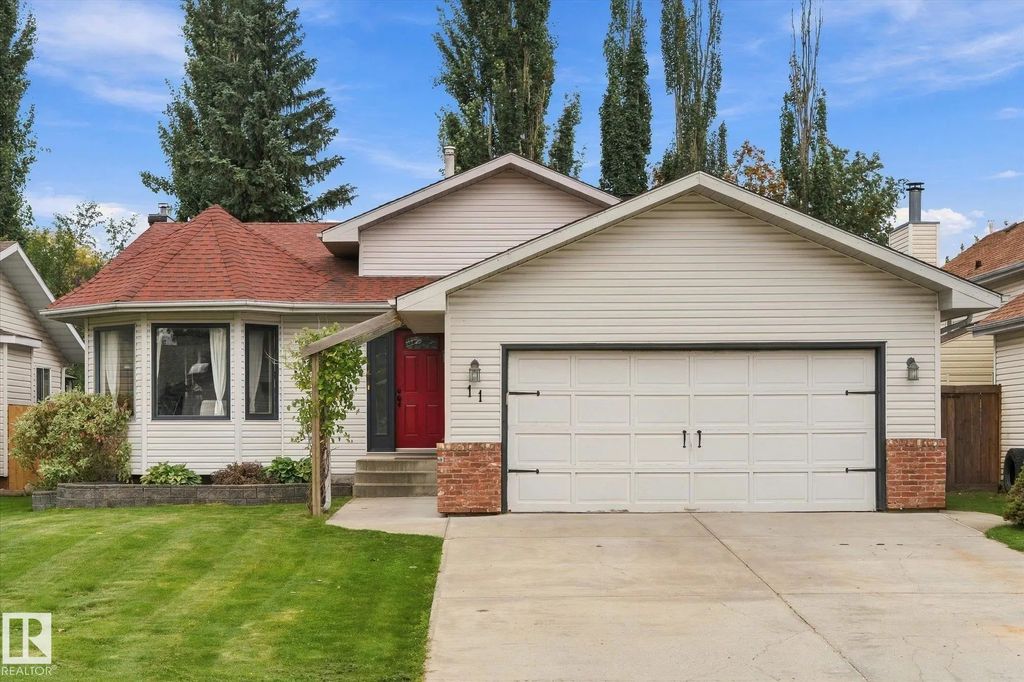 11 Woodside Crescent, Spruce Grove