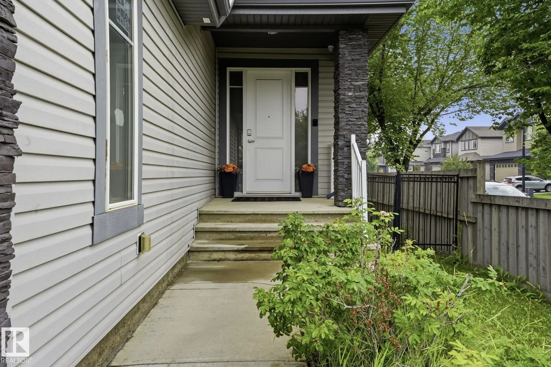 1051 174 Street, Edmonton
