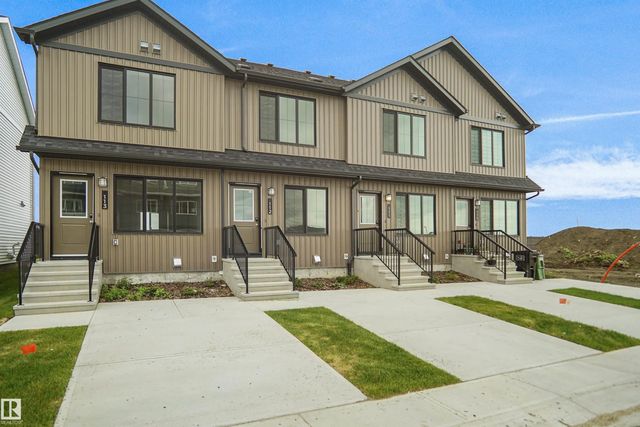 18 3705 141 Street Sw, Edmonton