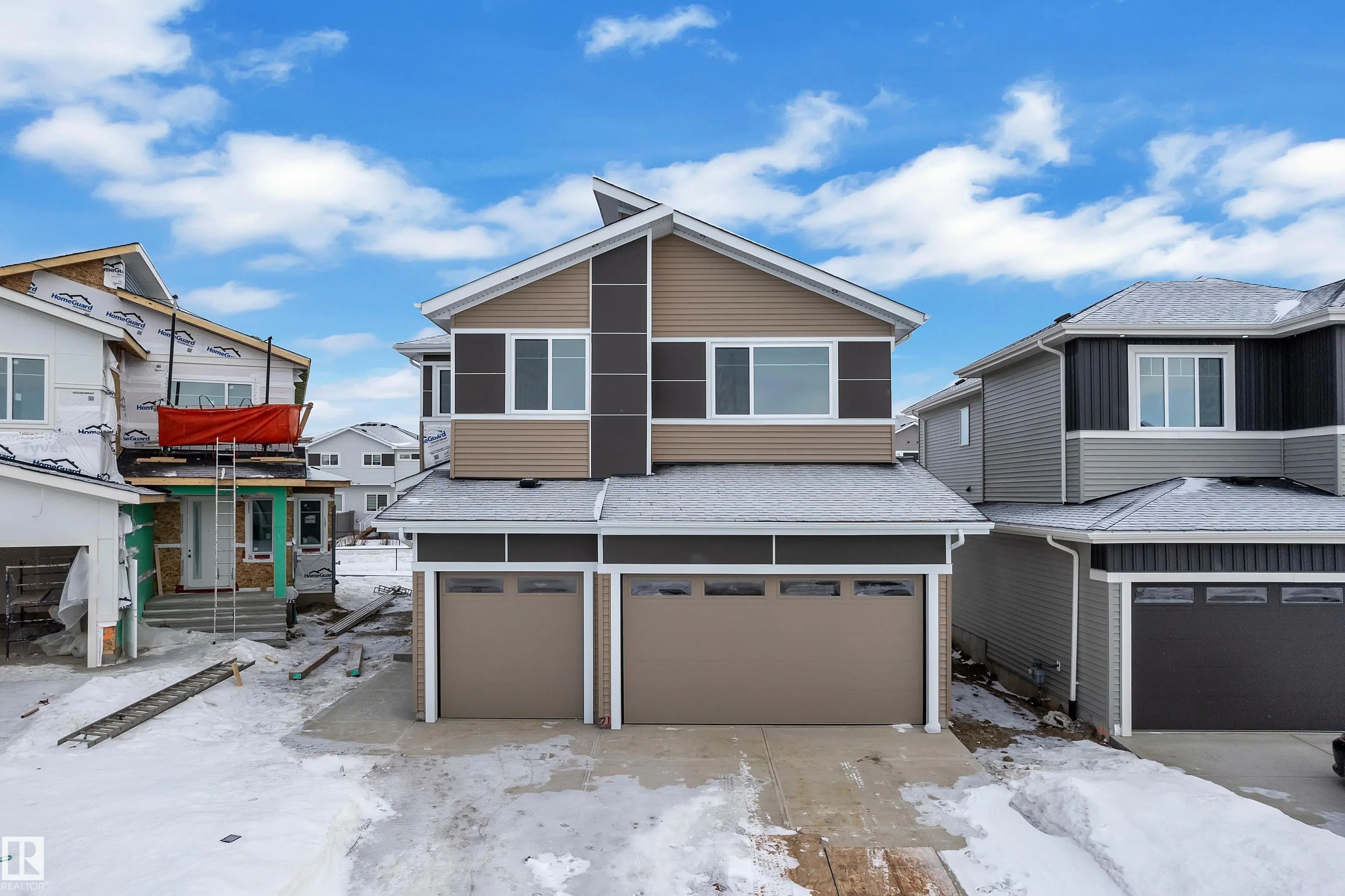 Photo for MLS®# E4502335 - home for sale at 211 Basin Court, Black Stone, Leduc AB