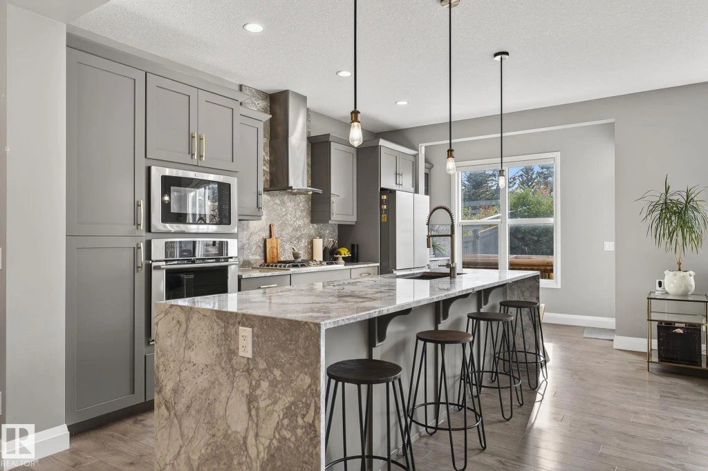 1737 Dumont Crescent, Edmonton