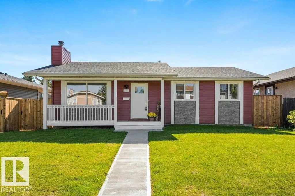 Single Family Home for Sale in Edmonton, AB