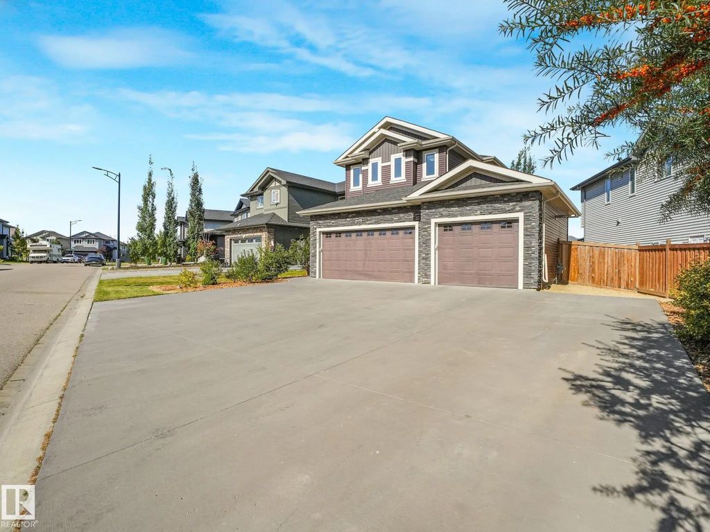 1349 Adamson Drive, Edmonton