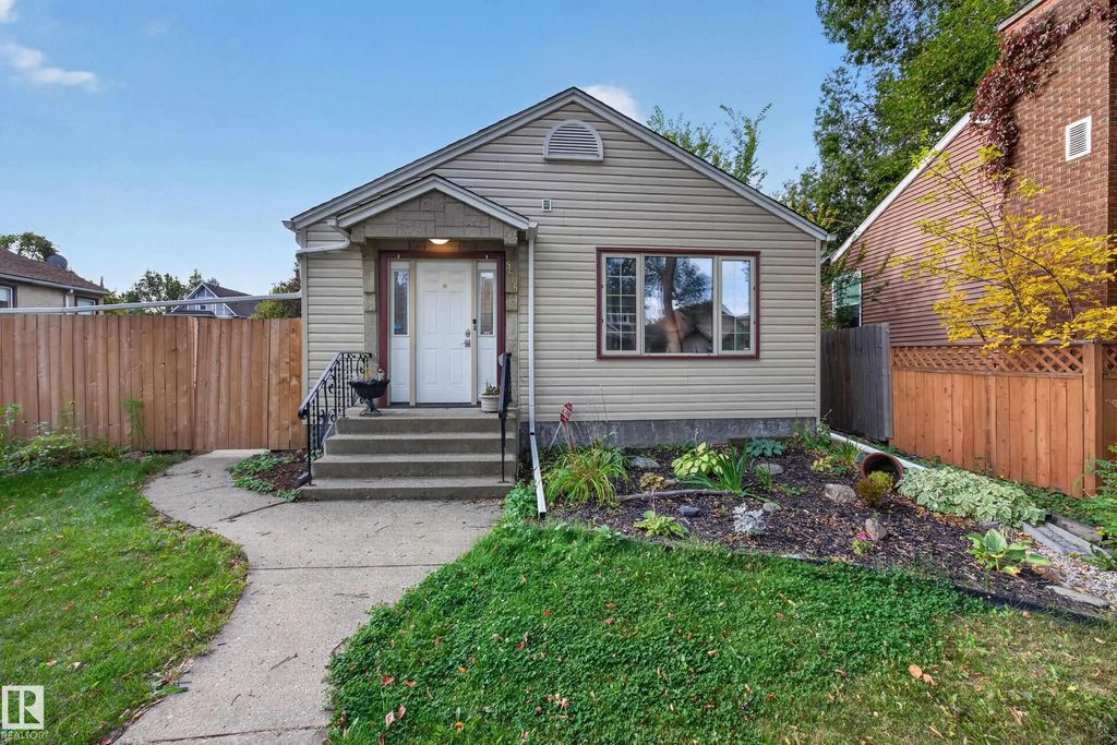 9615 75 Avenue, Edmonton
