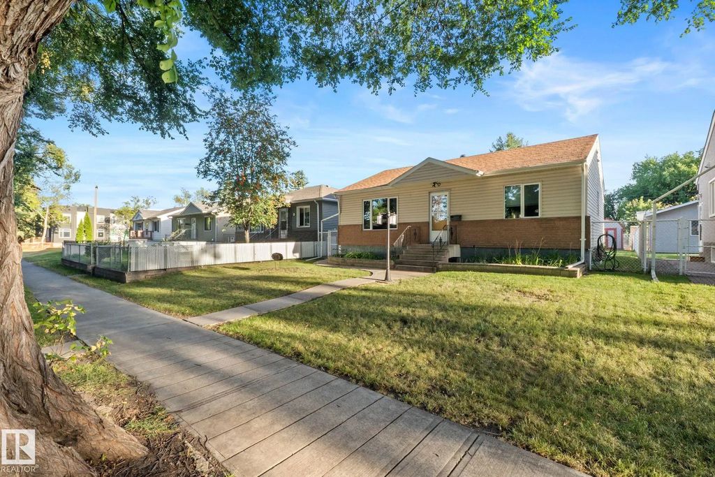 9719 65 Avenue, Edmonton