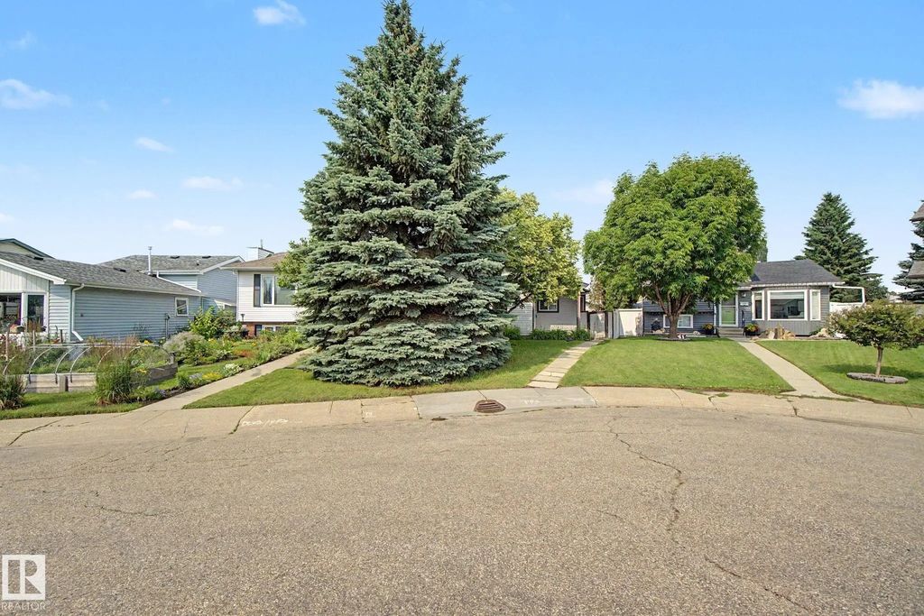 30 Matthew Road, Spruce Grove