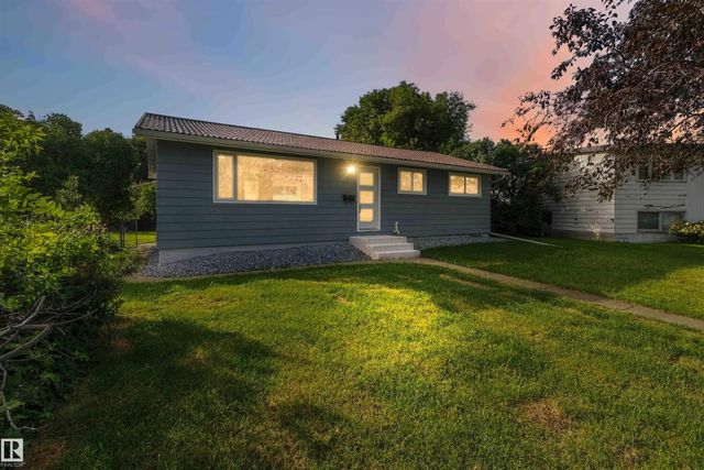 13203 136a Avenue Nw, Edmonton