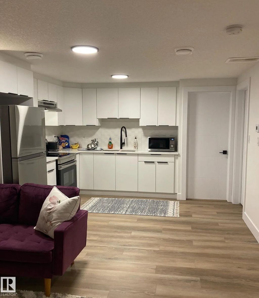 5382 Kimball Place, Edmonton