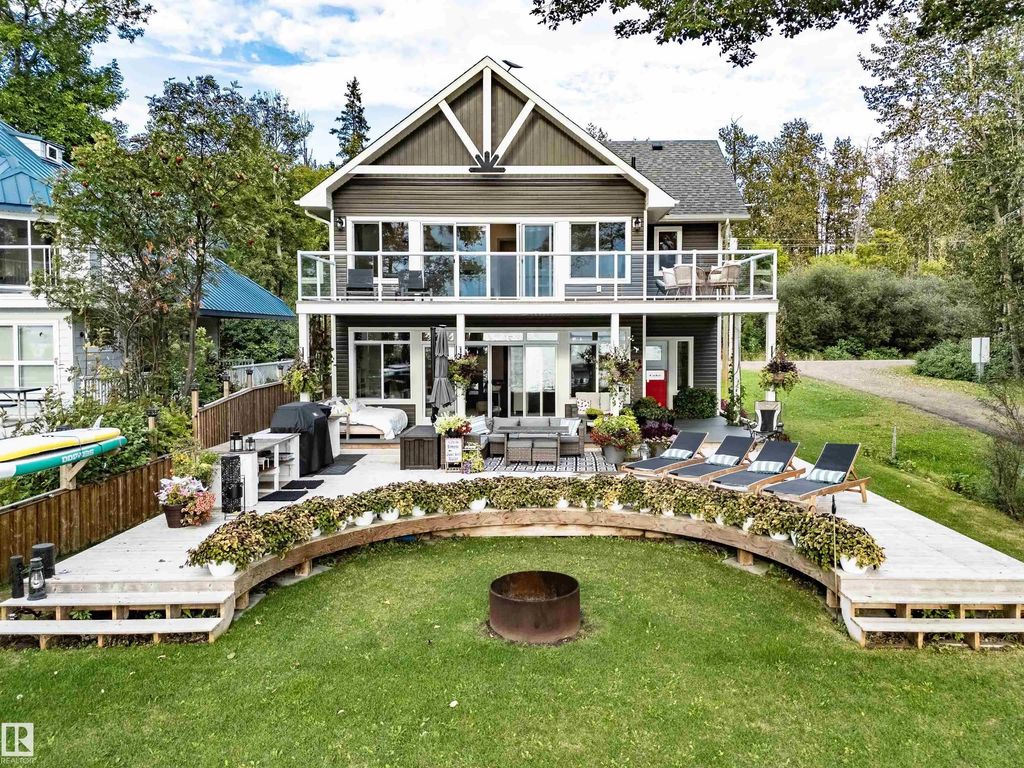 66 Beach Avenue, Rural Leduc County