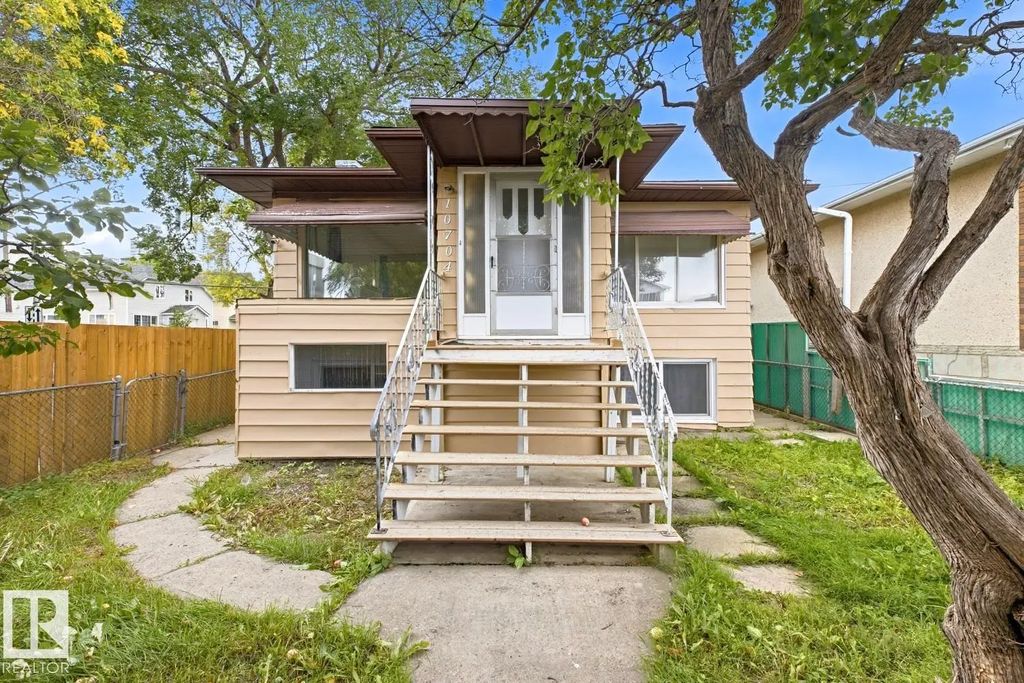 10704 96 Street Nw, Edmonton